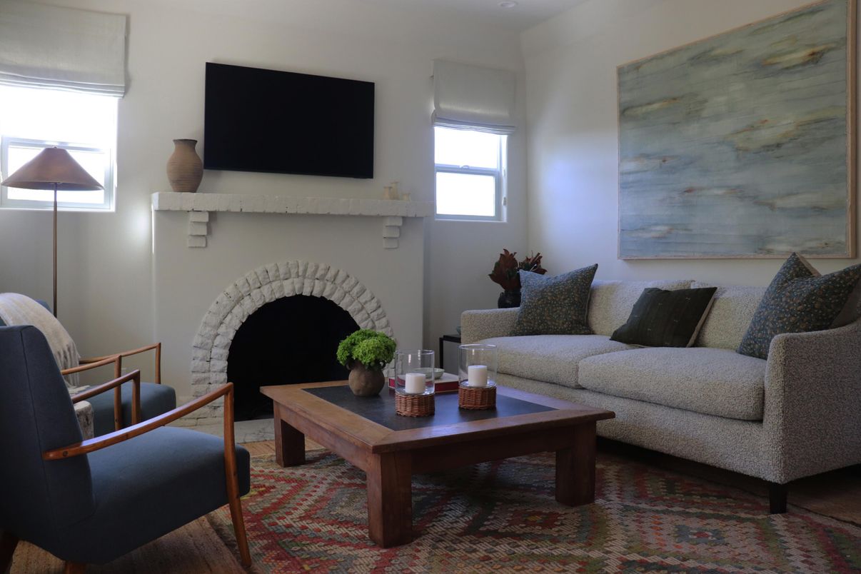 Fireplace, Interior, Living room