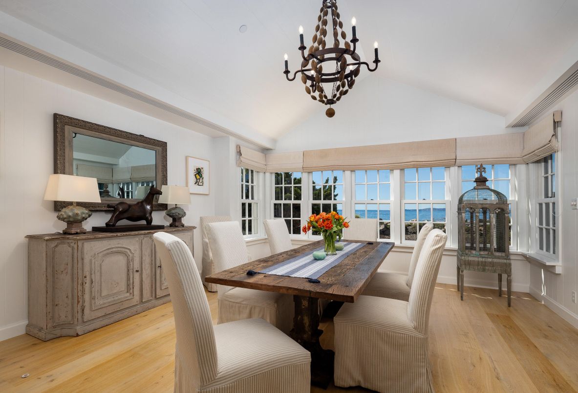 Chandelier, Dining room, Interior, Water, Wood Texture Flooring
