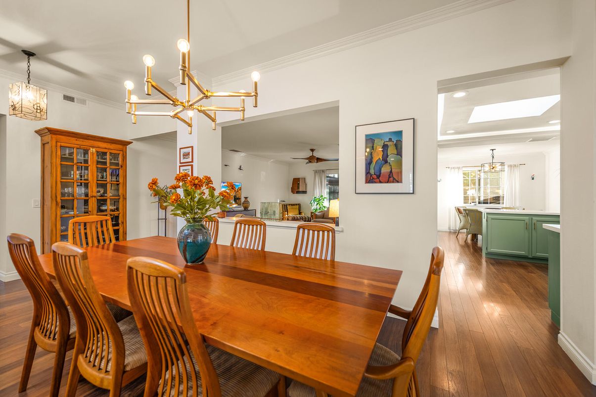 Dining room, Interior, Pendant Lights, Recessed Lighting, Wood Texture Flooring