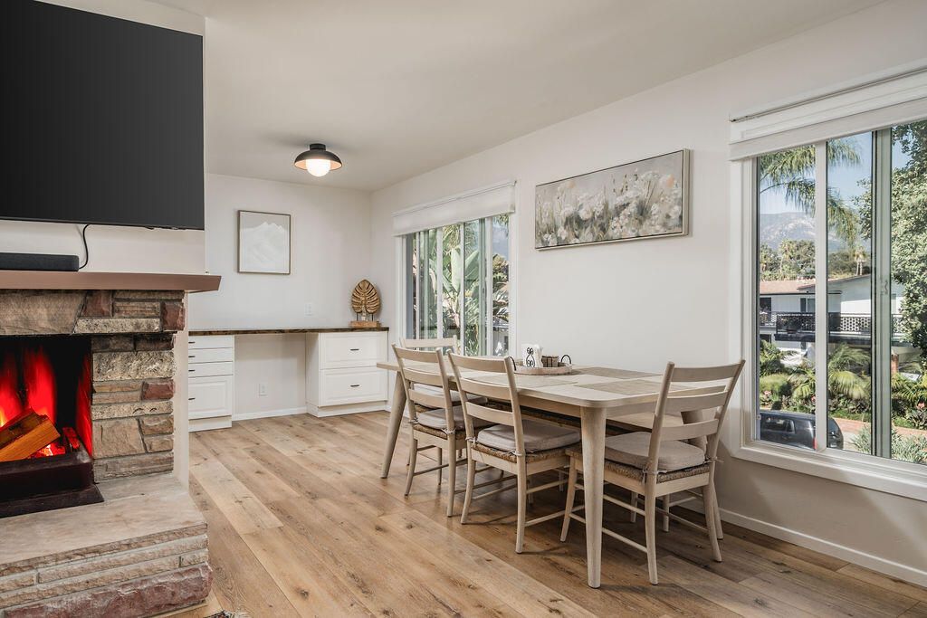 Dining room, Fireplace, Interior, Wood Texture Flooring