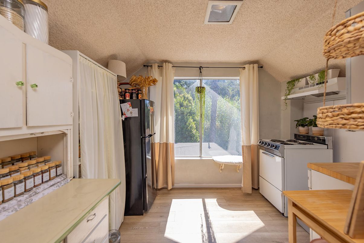 Interior, Kitchen, Wood Texture Flooring