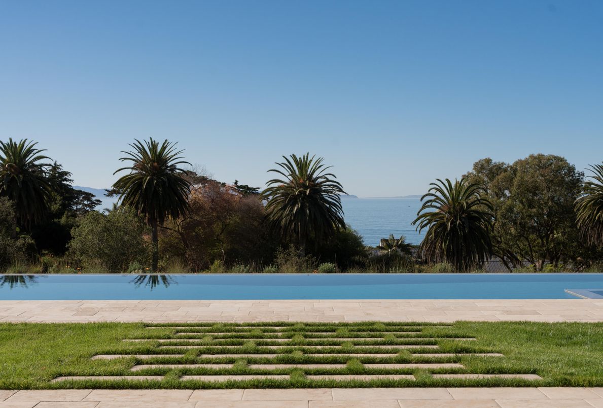 Exterior, Pool, Water