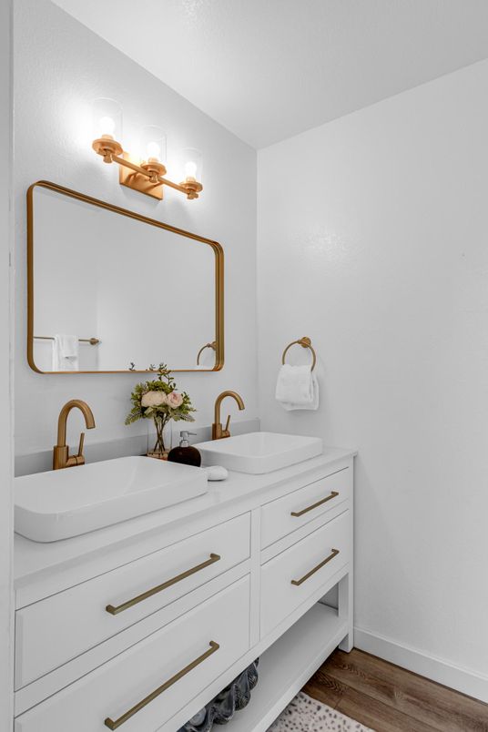 Bathroom, Dual Sink Vanities, Interior, Wood Texture Flooring