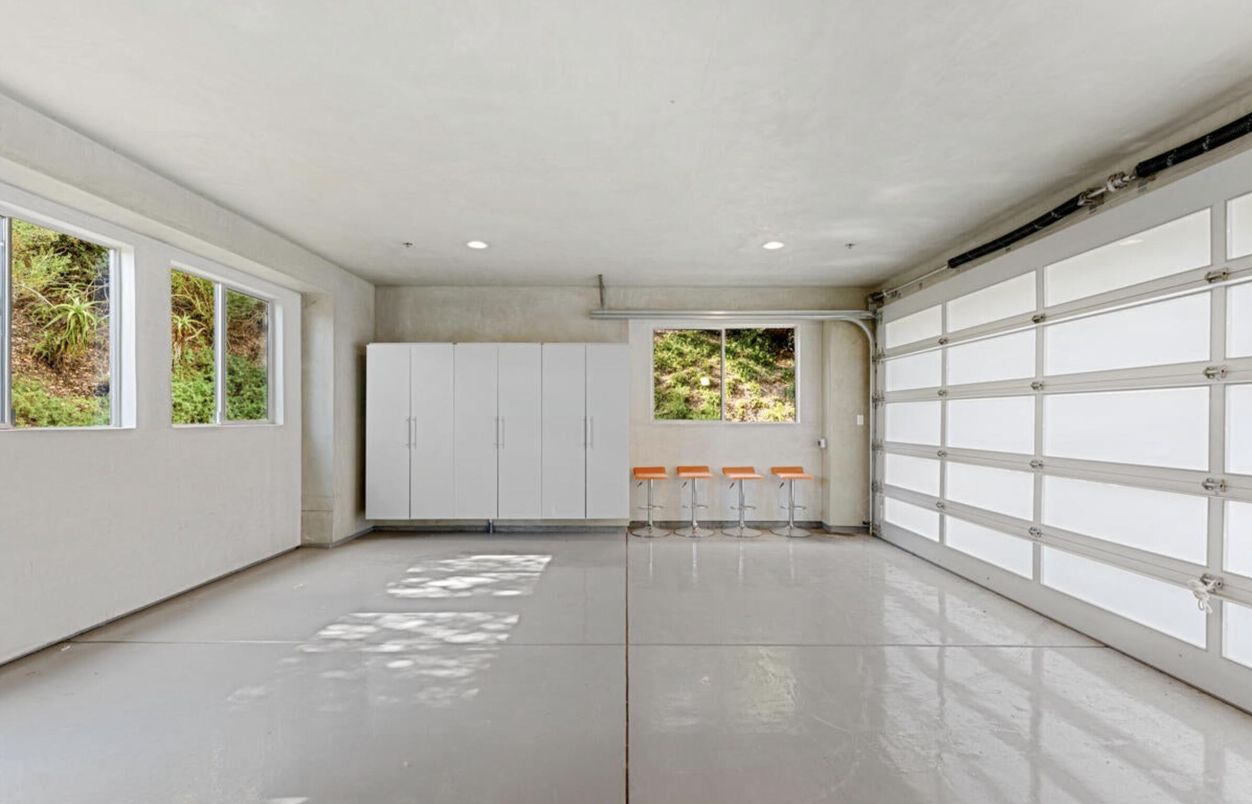 Garage, Interior, Recessed Lighting