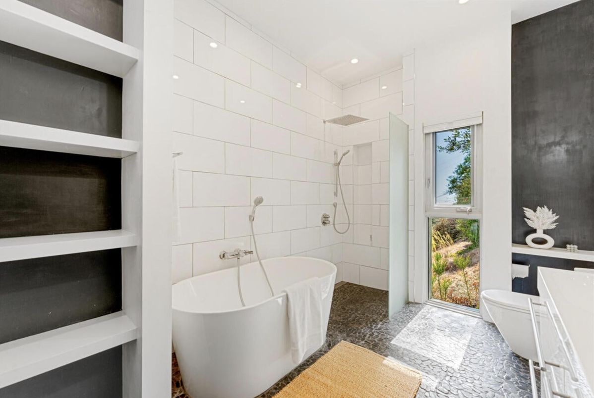 Bathroom, Free Standing Baths, Interior, Recessed Lighting