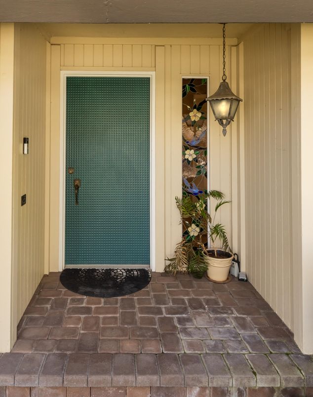 DE Listing image placeholder