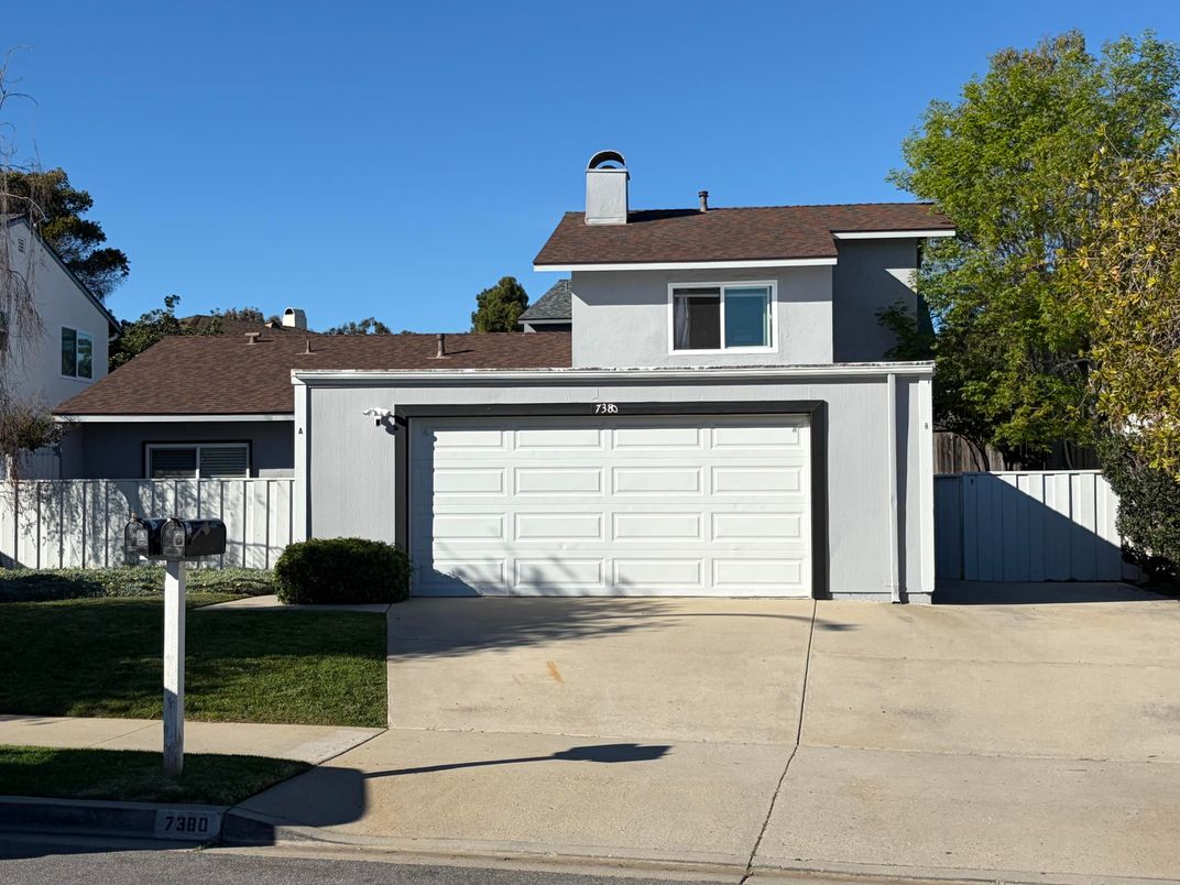 Attached, Exterior, Facade, French Provincial