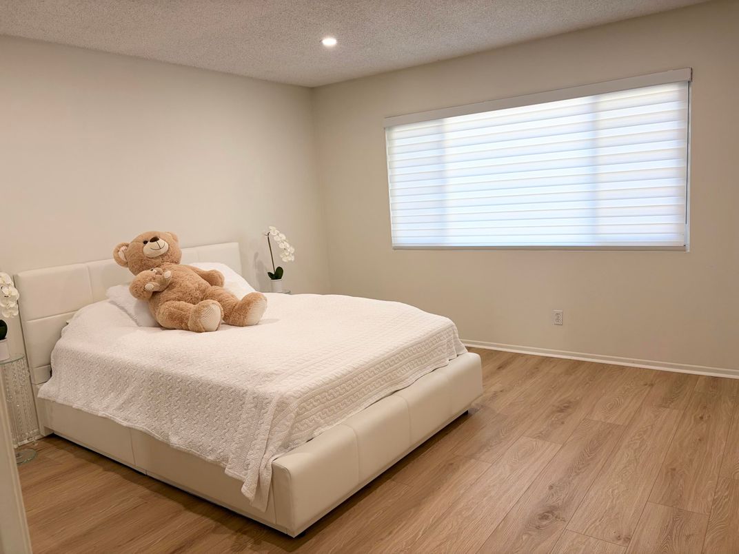 Bedroom, Interior, Recessed Lighting, Wood Texture Flooring