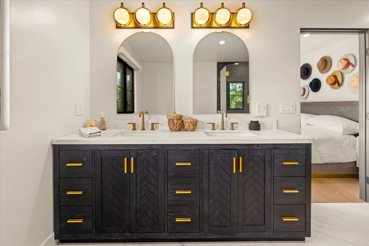 Bathroom, Bedroom, Dual Sink Vanities, Interior, Wood Texture Flooring