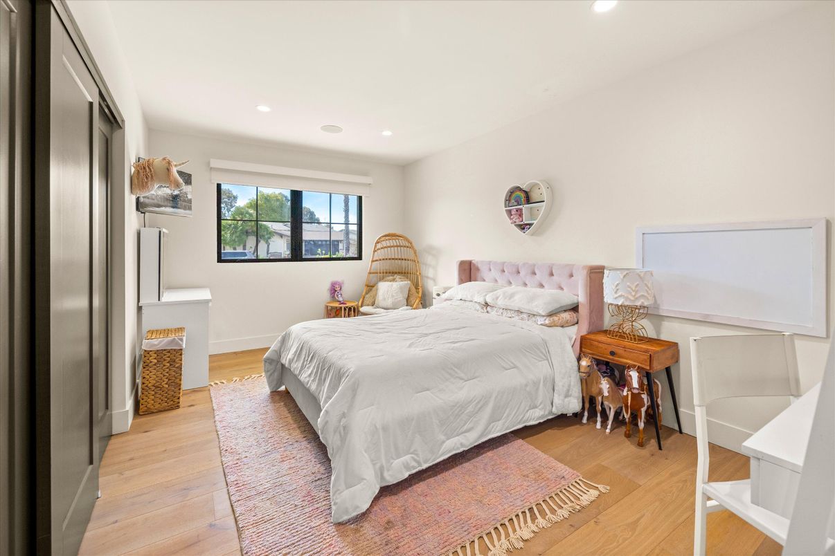 Bedroom, Interior, Recessed Lighting, Wood Texture Flooring
