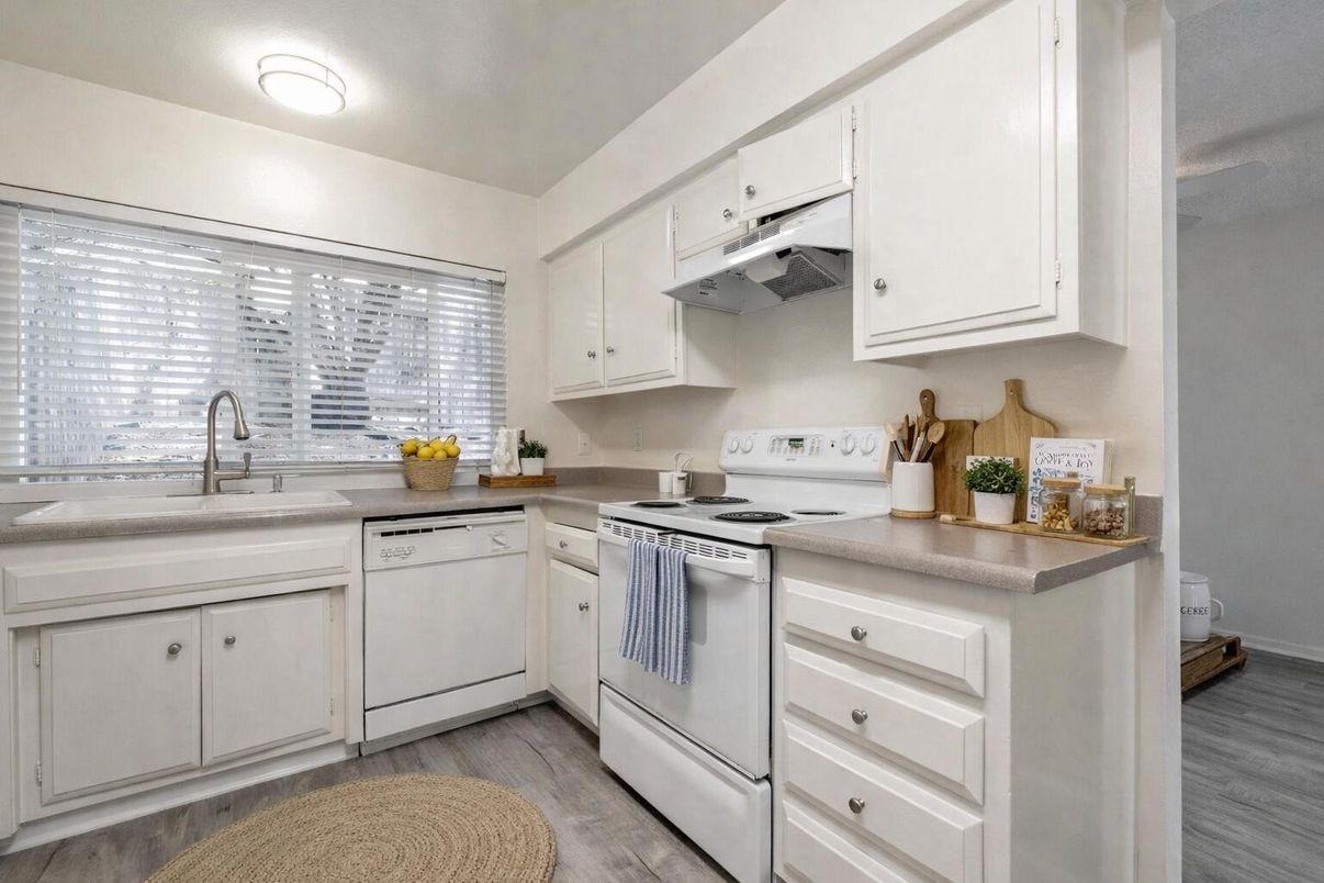 Interior, Kitchen, Wood Texture Flooring