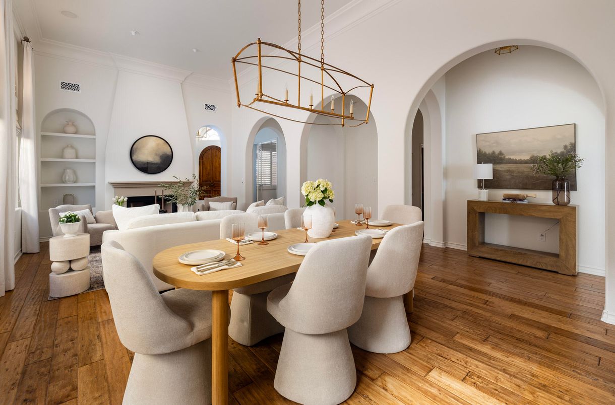 Dining room, Interior, Living room, Pendant Lights, Recessed Lighting, Wood Texture Flooring