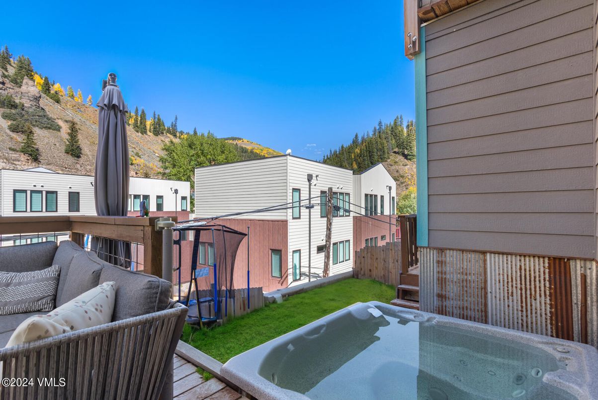 Exterior, Hot Tub