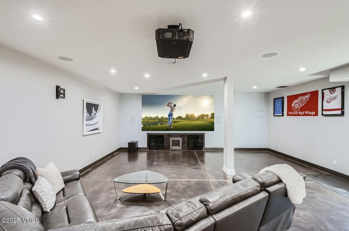 Interior, Living room, Recessed Lighting