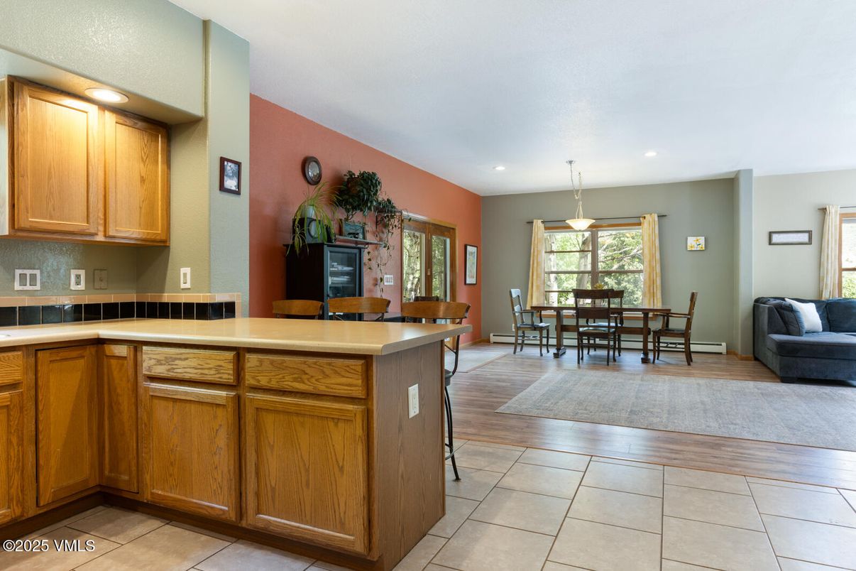 Dining room, Interior, Kitchen, Pendant Lights, Recessed Lighting, Wood Texture Flooring