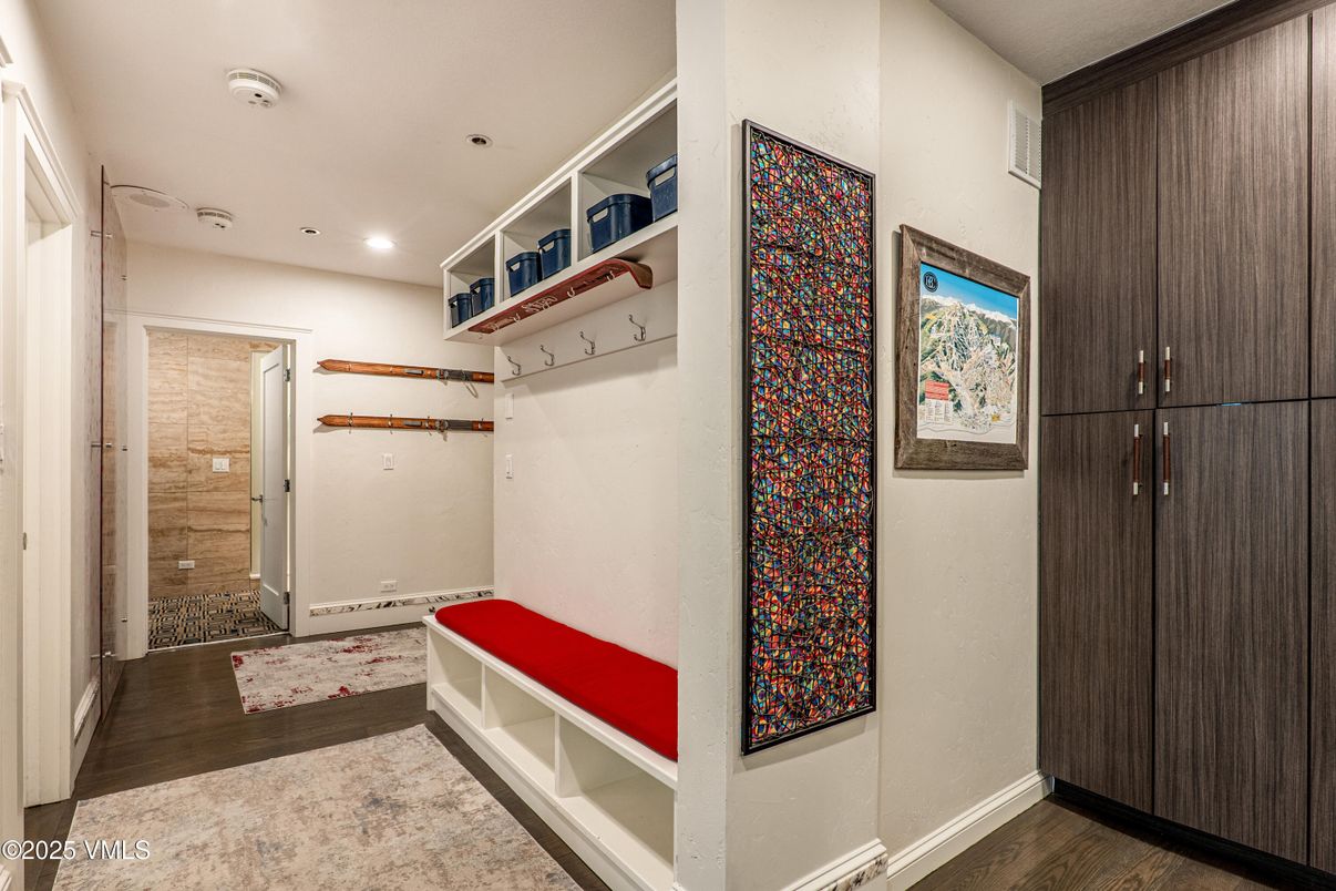 Interior, Recessed Lighting, Walk-in Closets, Wood Texture Flooring