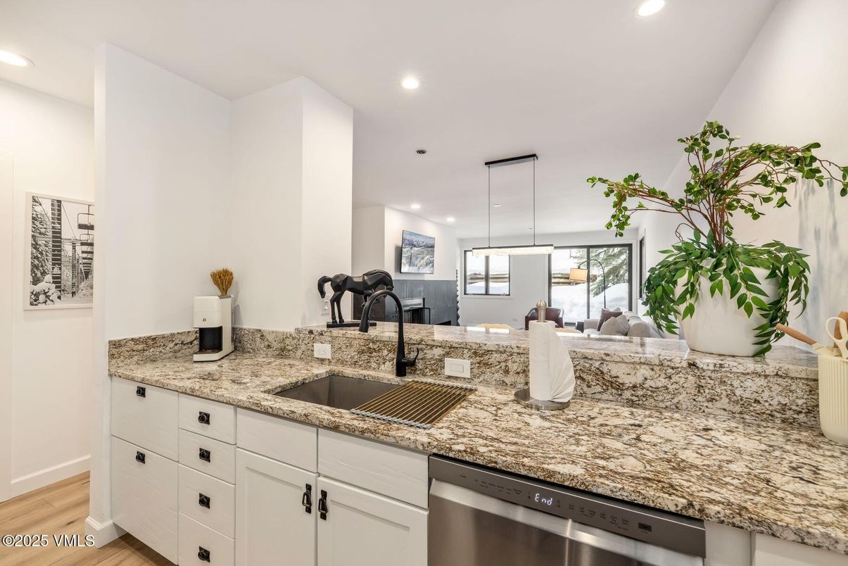 Interior, Kitchen, Pendant Lights, Recessed Lighting, Wood Texture Flooring