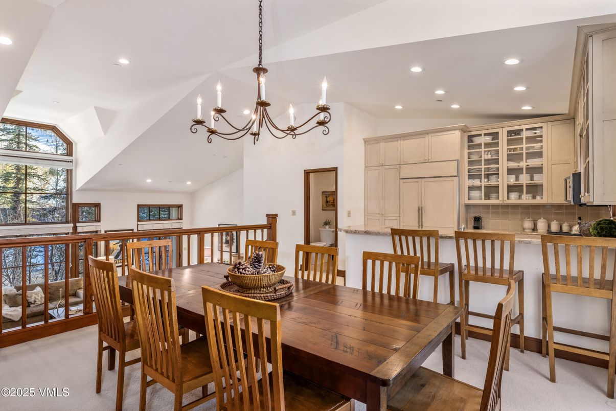 Chandelier, Dining room, Interior, Recessed Lighting