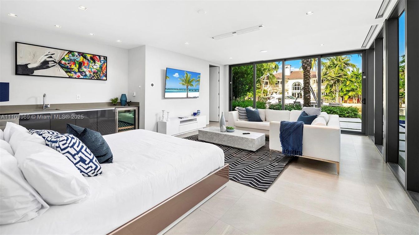 Bedroom, Interior, Living room, Recessed Lighting