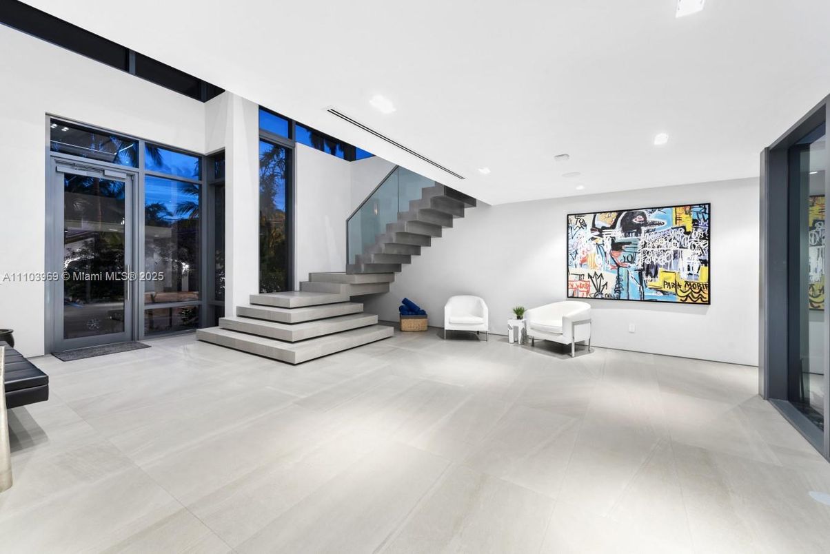 Interior, Recessed Lighting