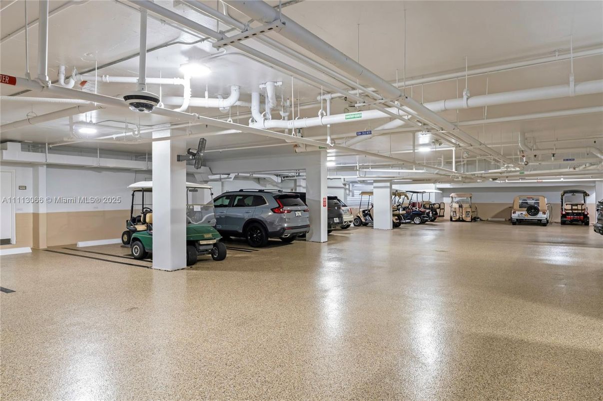Garage, Interior