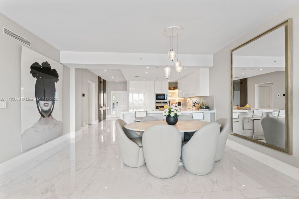 Dining room, Interior, Kitchen, Marble, Pendant Lights, Recessed Lighting, Stainless Steel Appliances