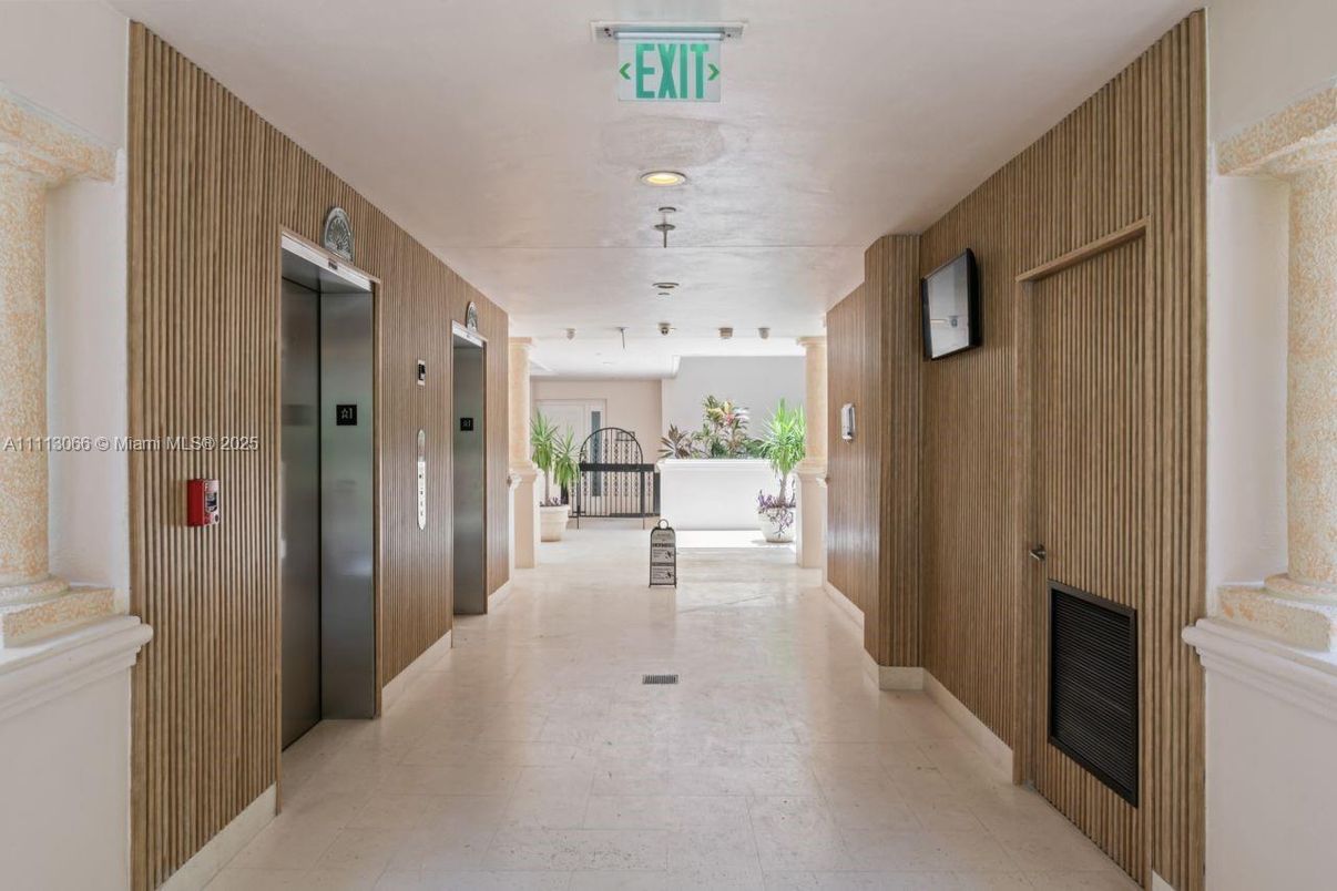 Elevator, Interior, Wooden Walls