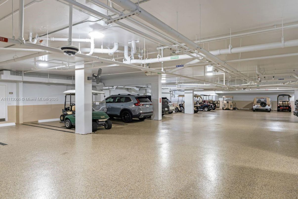 Garage, Interior