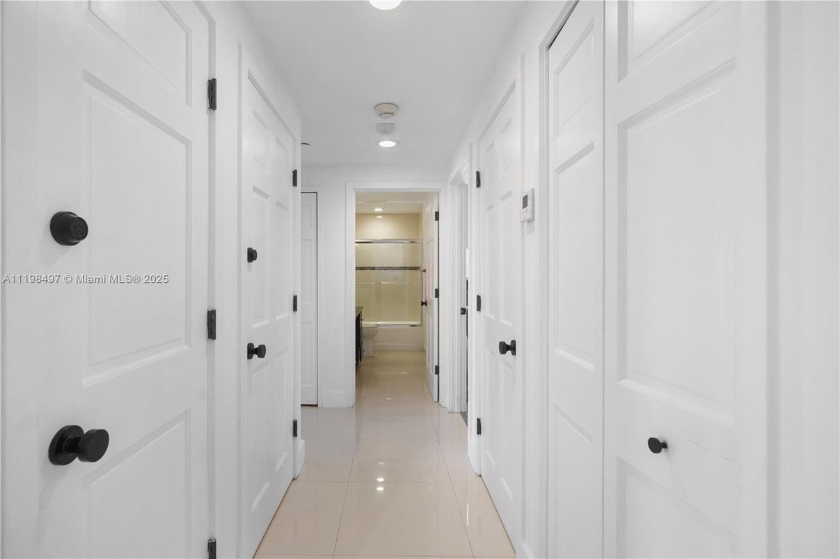 Interior, Recessed Lighting