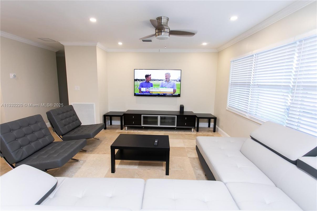 Interior, Living room, Recessed Lighting