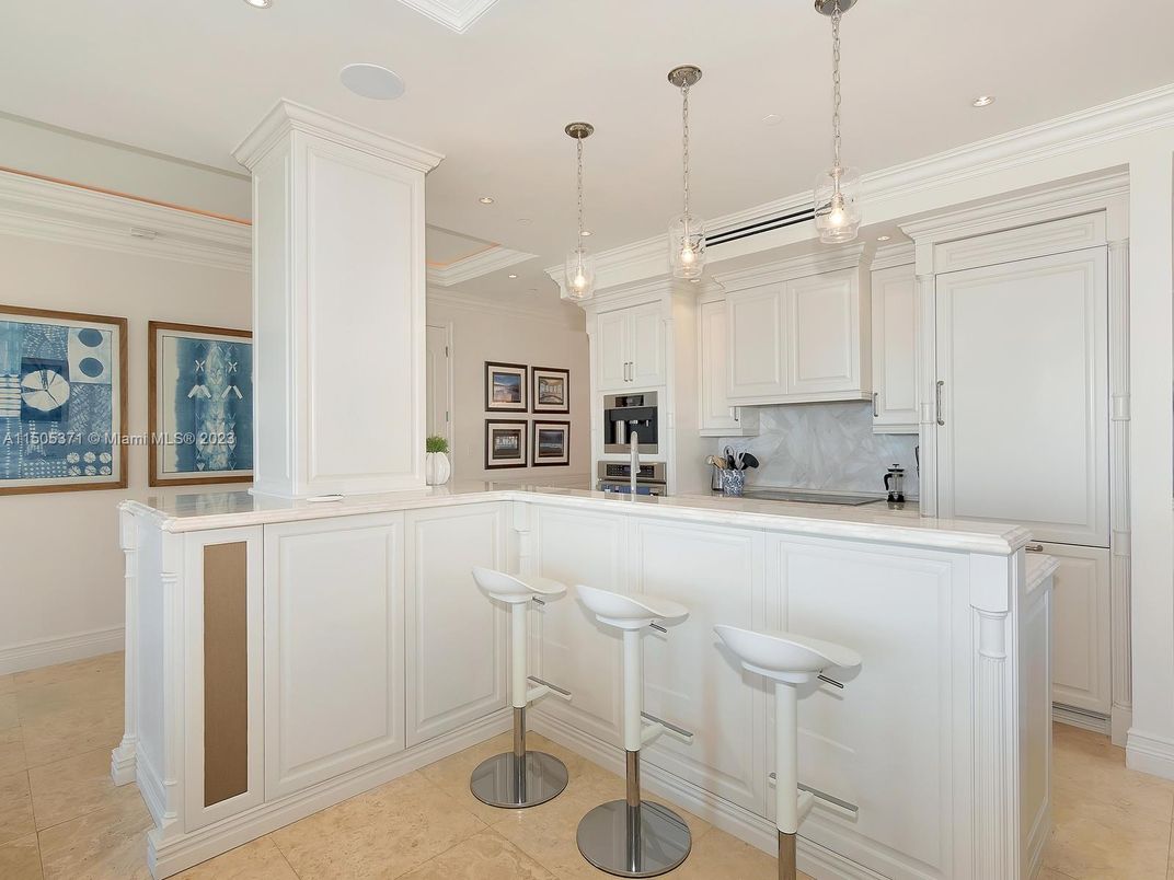 Interior, Kitchen, Pendant Lights, Recessed Lighting