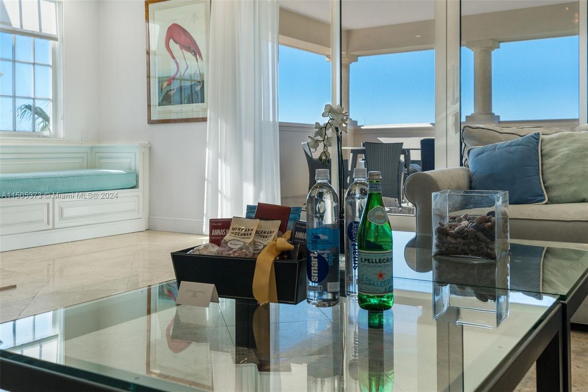 Dining room, Interior, Living room