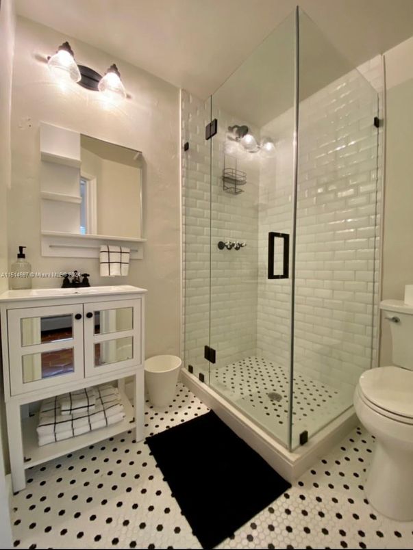 Bathroom, Glass Shower, Interior