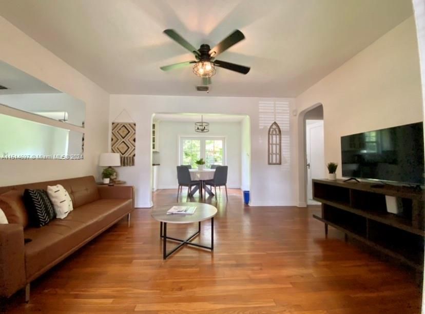 Dining room, Interior, Living room, Wood Texture Flooring
