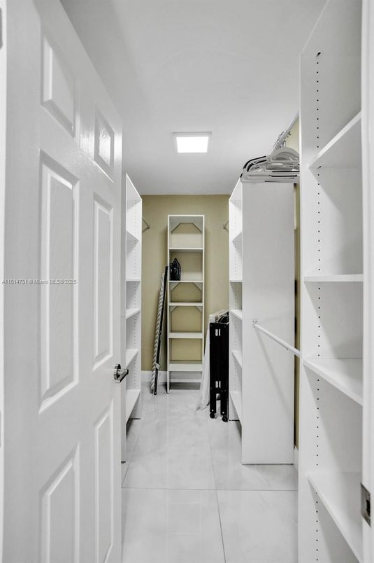 Interior, Recessed Lighting, Walk-in Closets