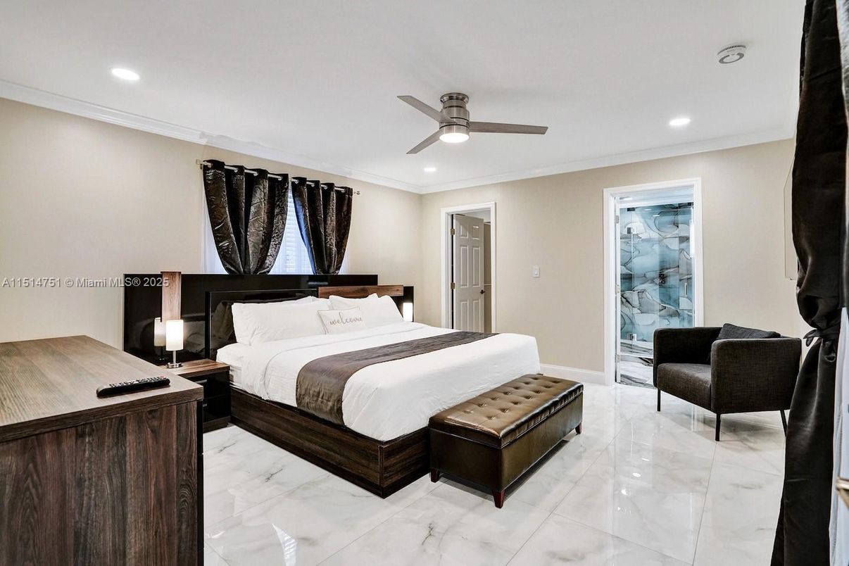 Bedroom, Interior, Marble, Recessed Lighting