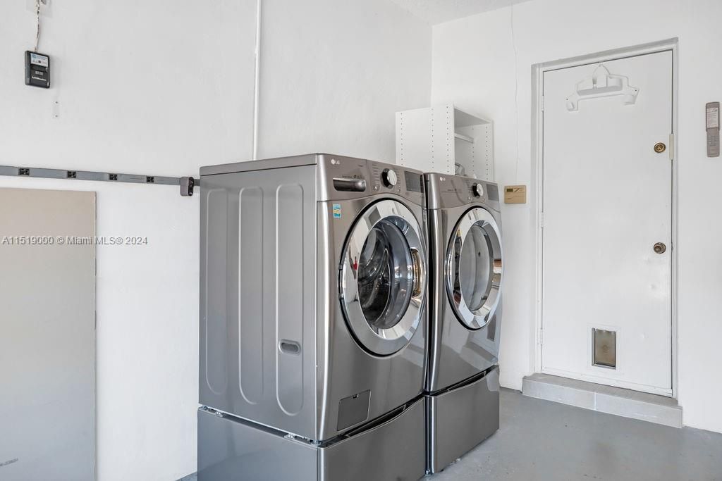Interior, Washer