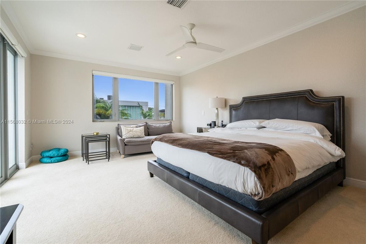 Bedroom, Interior, Recessed Lighting