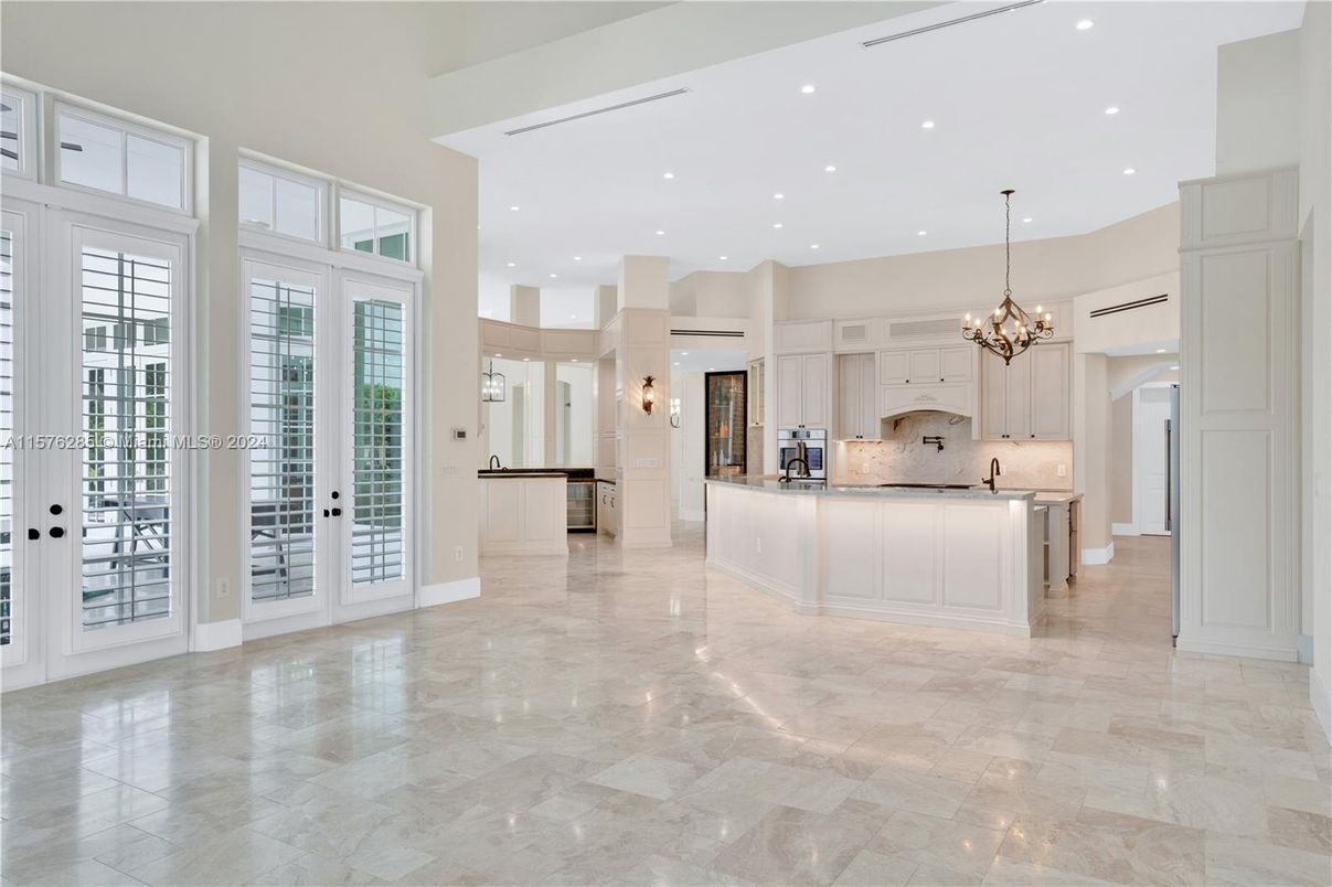 Chandelier, Interior, Kitchen, Pendant Lights, Recessed Lighting