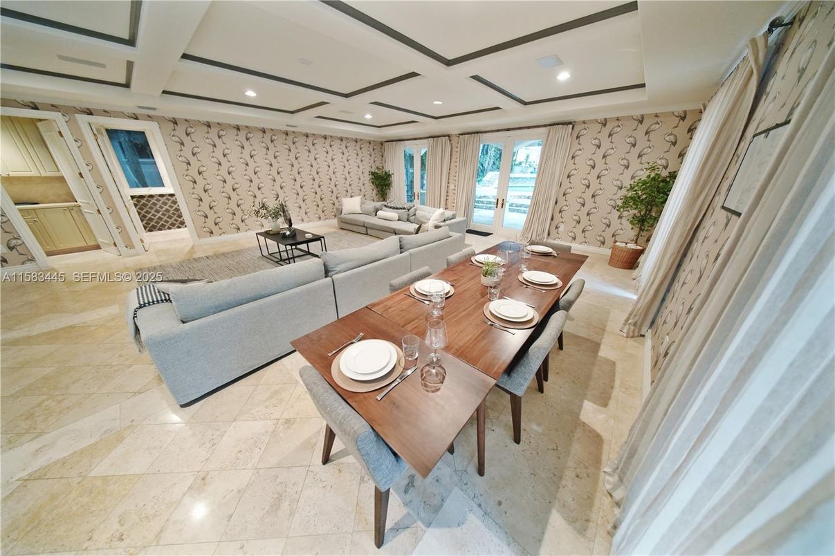 Dining room, Interior, Living room, Recessed Lighting