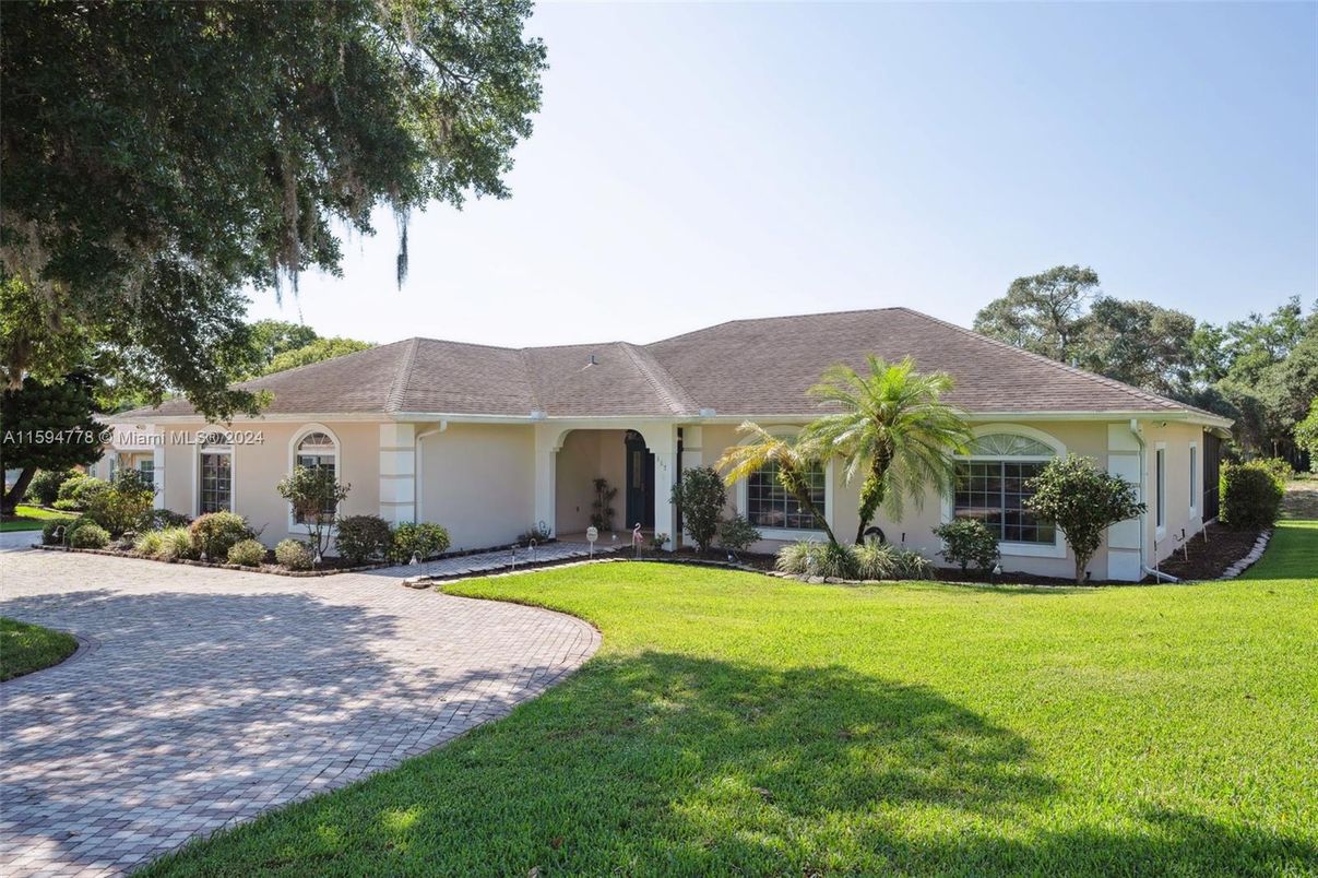 Attached, Backyard, Exterior, Facade, Ranch
