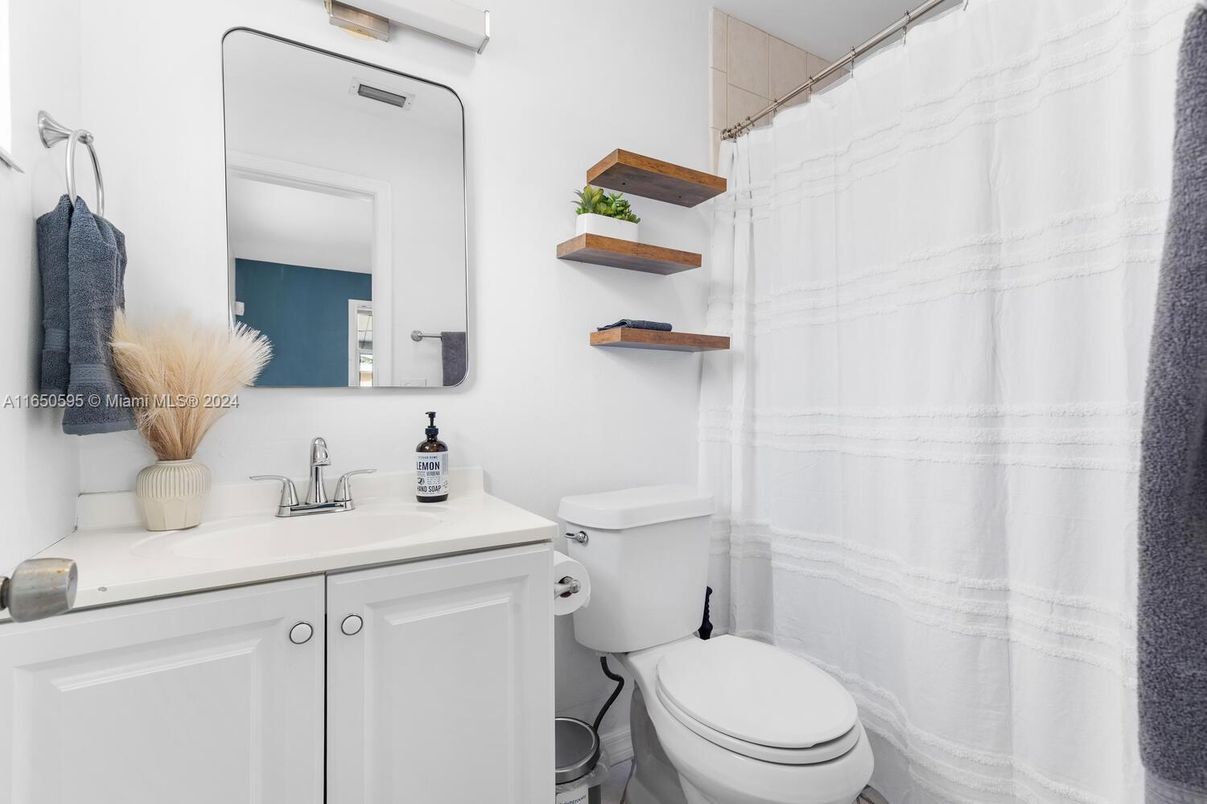 Bathroom, Interior