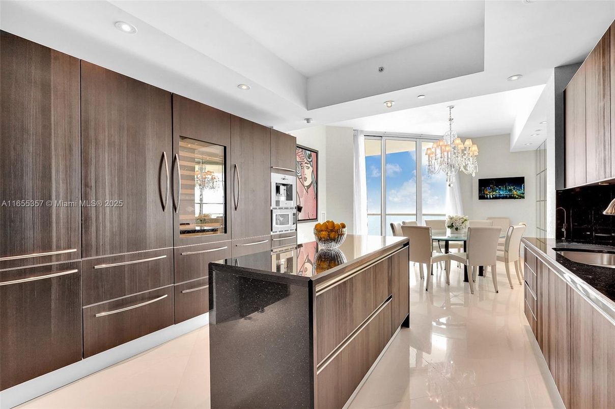 Chandelier, Dining room, Interior, Kitchen, Recessed Lighting