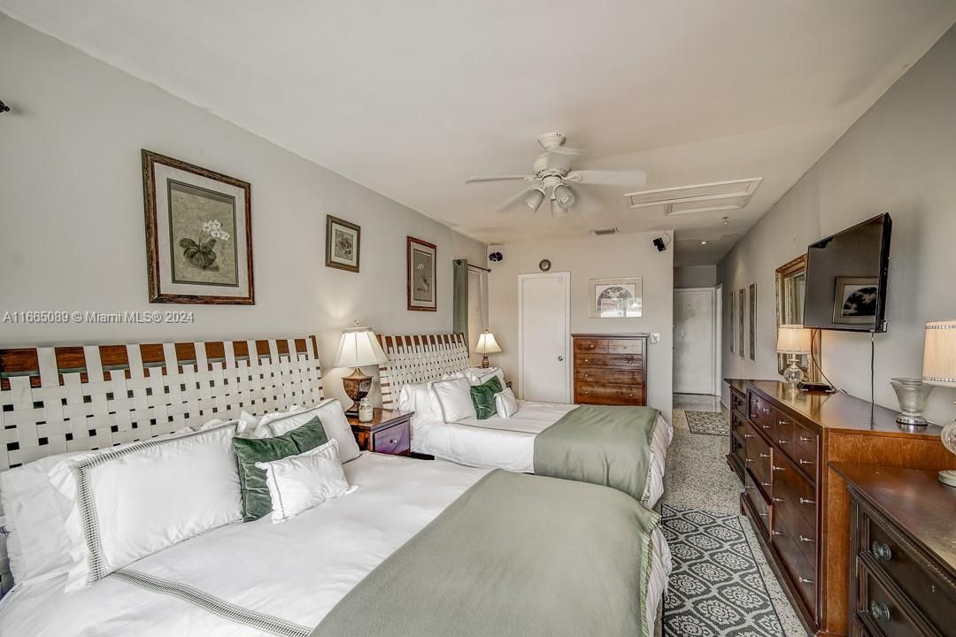 Bedroom, Interior, Living room
