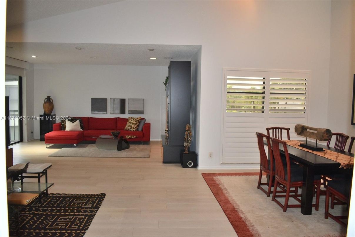 Dining room, Interior, Living room, Recessed Lighting, Wood Texture Flooring