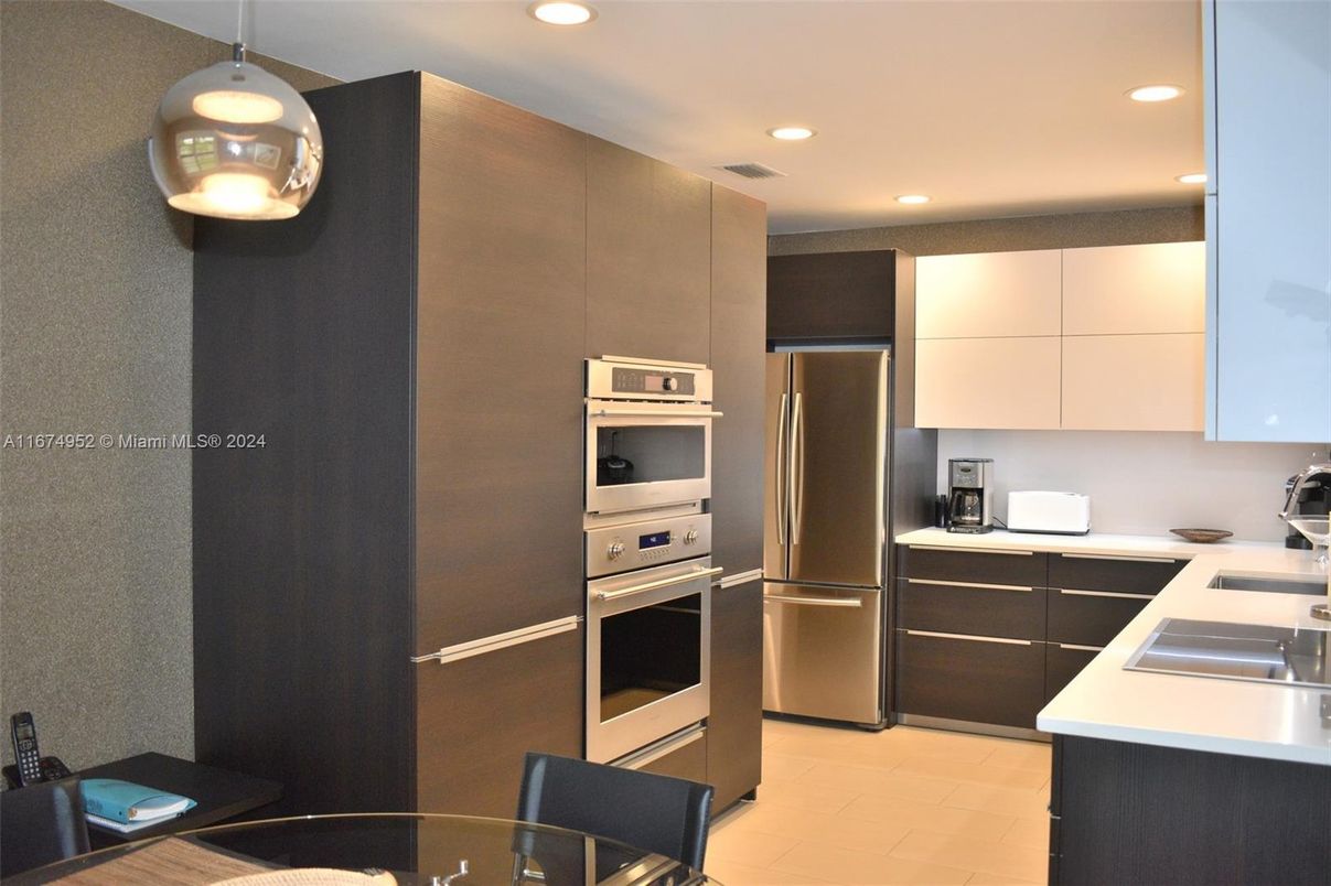 Interior, Kitchen, Pendant Lights, Recessed Lighting, Stainless Steel Appliances