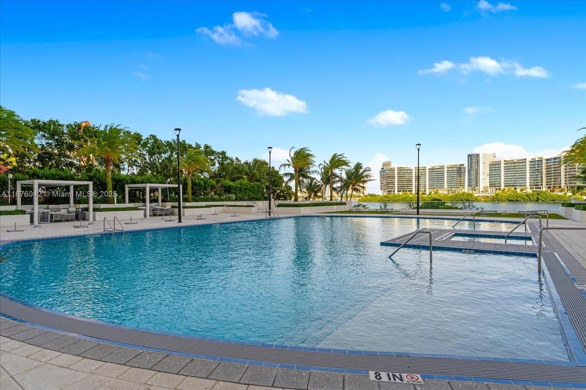 Exterior, Pool, Water