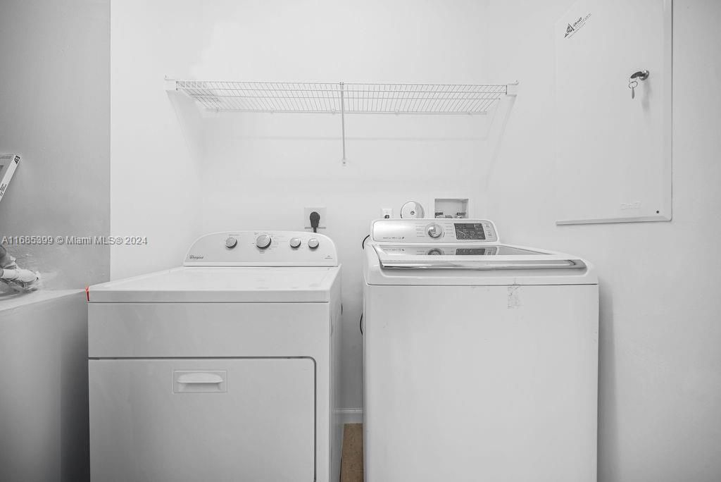 Interior, Utility Closets, Washer