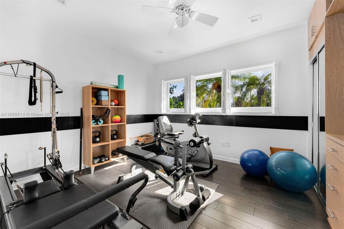 Fitness Equipment, Home Office, Interior, Wood Texture Flooring