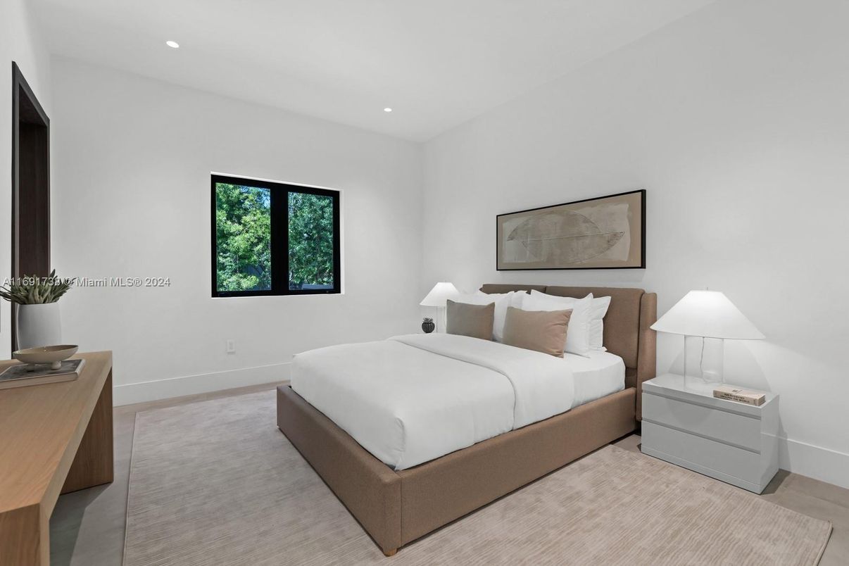 Bedroom, Interior, Recessed Lighting